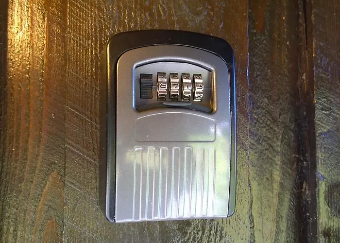 Suigard Veslestugo Sauland