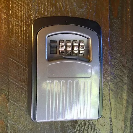 Suigard Veslestugo Sauland